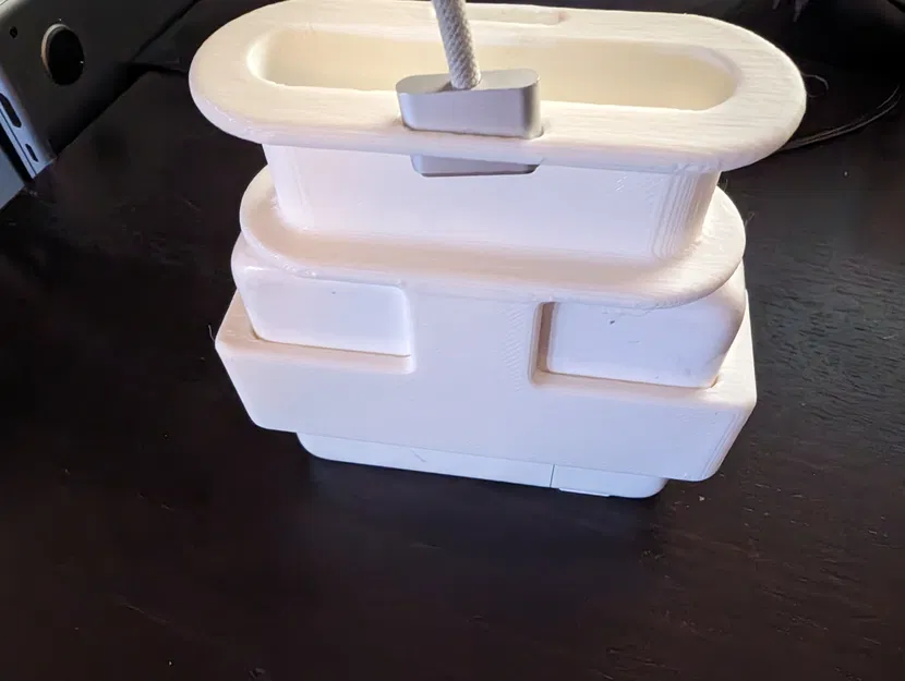 Hộp Đựng Sạc MacBook Pro M1 - 140W - Image 2