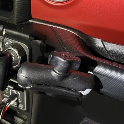 Giá đỡ RAM Ball 1 inch cho thanh nắm Jeep JL 2018+