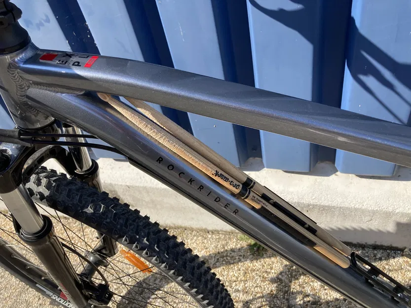 Giá đỡ dùi trống 5A gắn xe đạp - Image 1