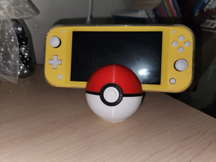 Đế Sạc Poké Ball Cho Nintendo Switch Lite - Image 1