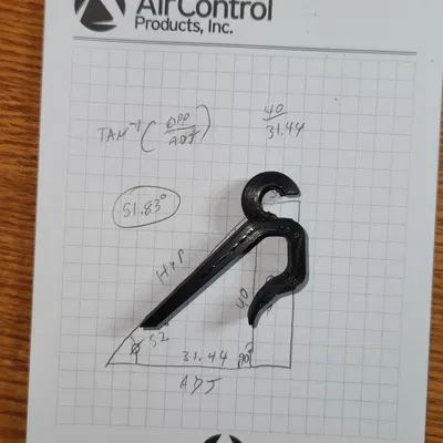 Kẹp Treo Phào Chỉ (Crown Molding Hangar Clip)