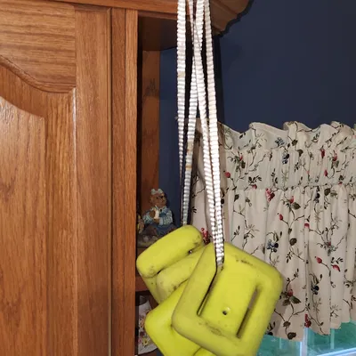 Kẹp Treo Phào Chỉ (Crown Molding Hangar Clip)