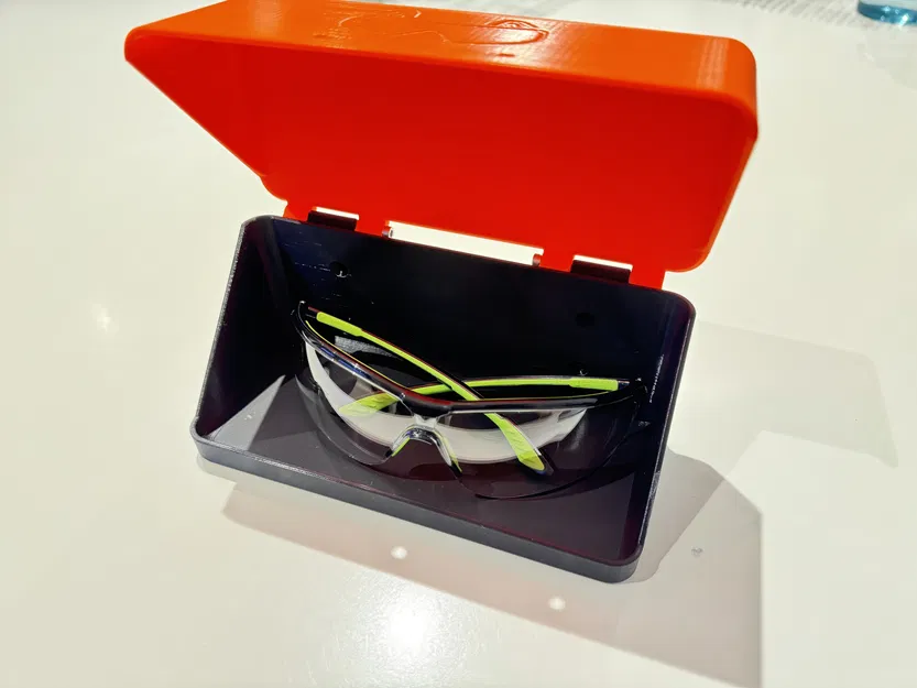 Hộp Đựng Kính Bảo Hộ - Image 3