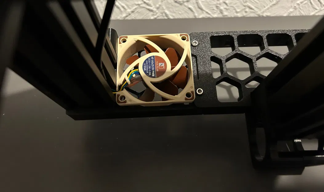 Remix Ngàm Quạt 60mm Lưới Tản Nhiệt Sau Phải Enderwire - Image 3