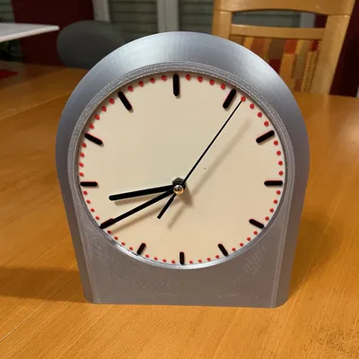 Đồng hồ để bàn / Tischuhr V2
