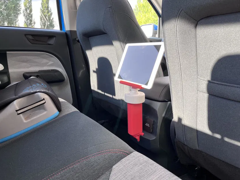 Giá đỡ iPad/Máy tính bảng cho Ford Maverick, Gắn Khe Cắm, Điều chỉnh Hướng - Image 3