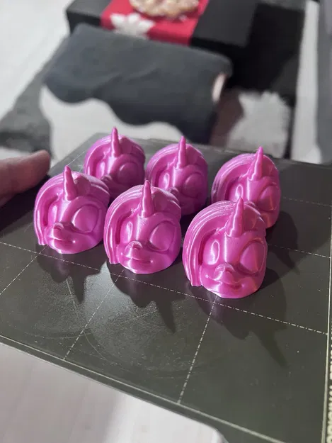 Mẫu In Unicorn_20x4.stl - Image 1