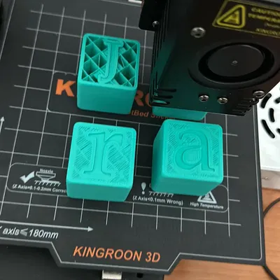 Khối Rubik Có Chữ "CUBOS CON LETRAS"