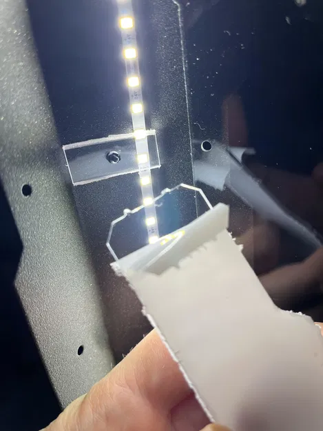 Giá đỡ công tắc cho đèn LED trong Tủ Prusa - Image 6