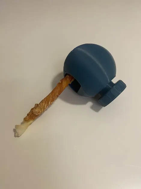 Dụng Cụ Giữ Bánh Thưởng Cho Chó - Image 1