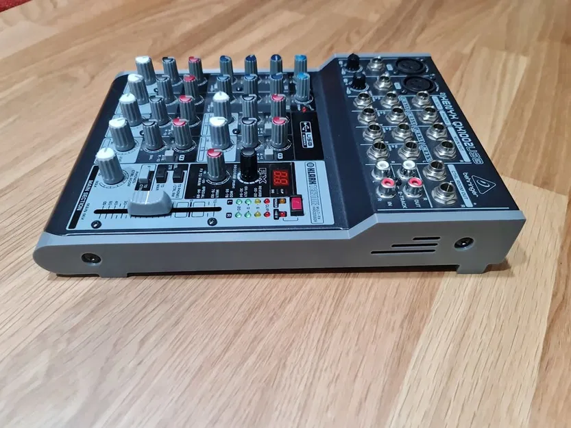 Mặt Mod Mixer Behringer Xenyx QX1002 USB - Image 1