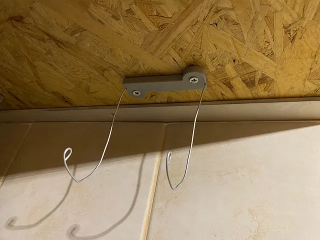 Giá Treo Nón Bảo Hiểm Xe Đạp - Image 2