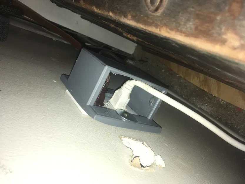 Ốp Ổ Cắm Điện Kiểu Mỹ - Image 1