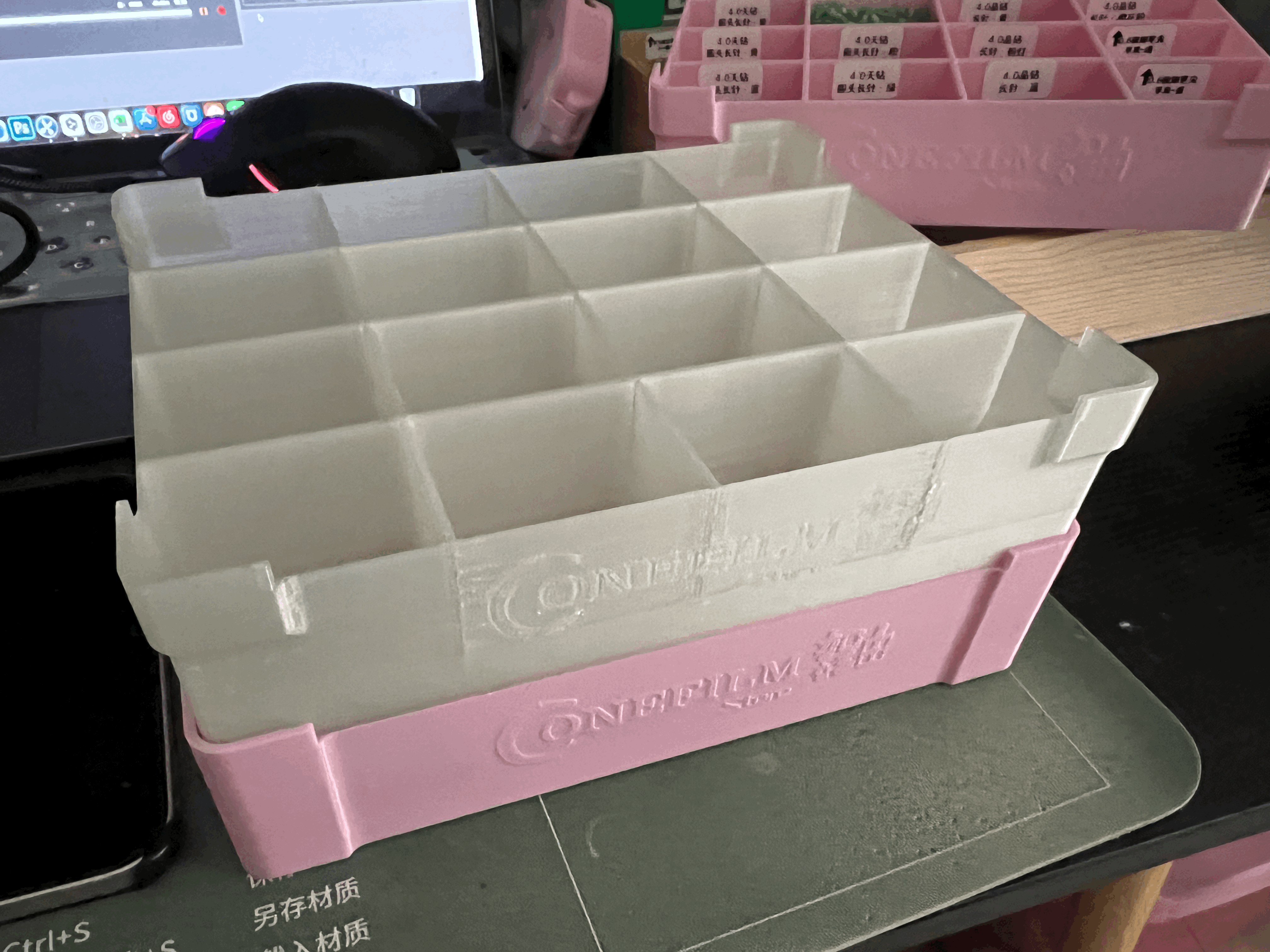 Hộp Xếp Chồng Đựng Ốc Vít