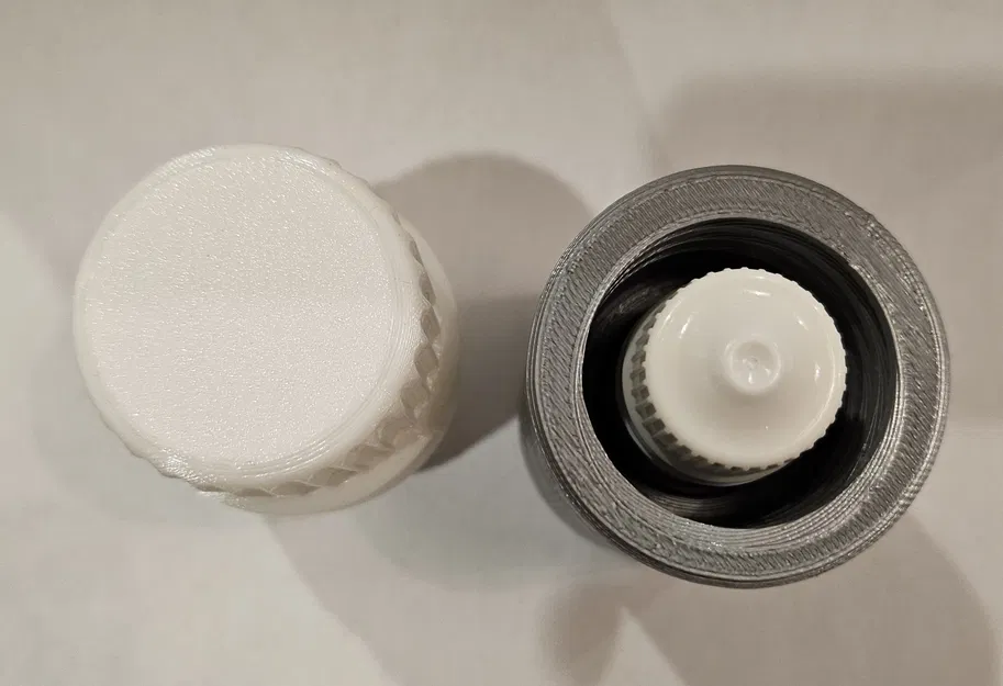 Hộp đựng chai thuốc nhỏ mắt Systane - Image 6