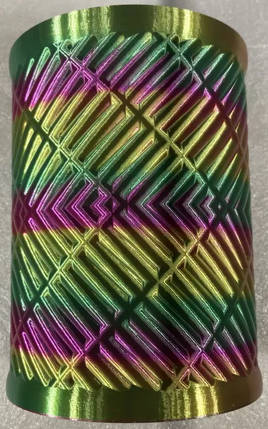 Lọ Hoa Dây Vặn - Image 1