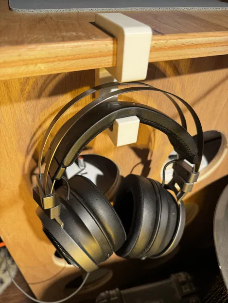 Móc Treo Kệ/Bàn (Ván Ép 3/4", 18.6 mm) - Image 1