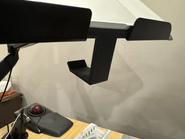 Móc Tai Nghe Cho Khay Laptop VESA - Image 1