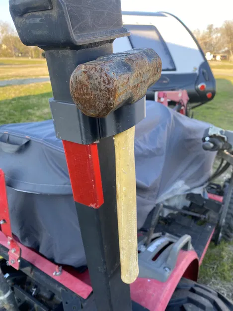 Giá Đỡ Búa Tạ Cho Máy Kéo - Image 1