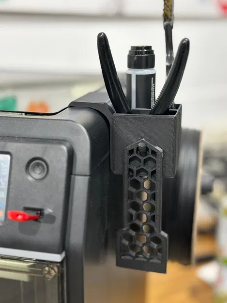 Hộp đựng dụng cụ Flashforge Adventurer 5M Pro có khe đựng keo - Image 3