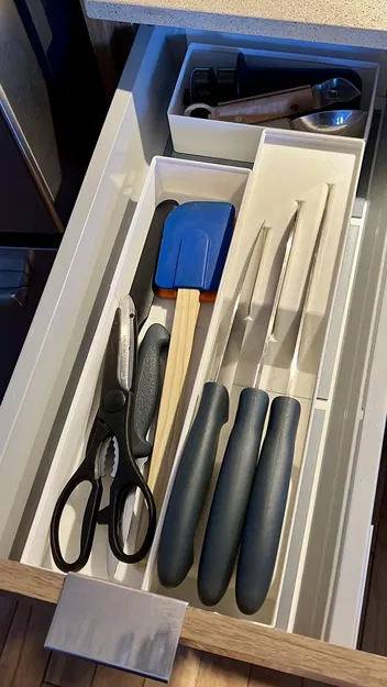 Hộp Chia Ngăn Dao Và Bạc Đĩa Gridfinity - Image 1