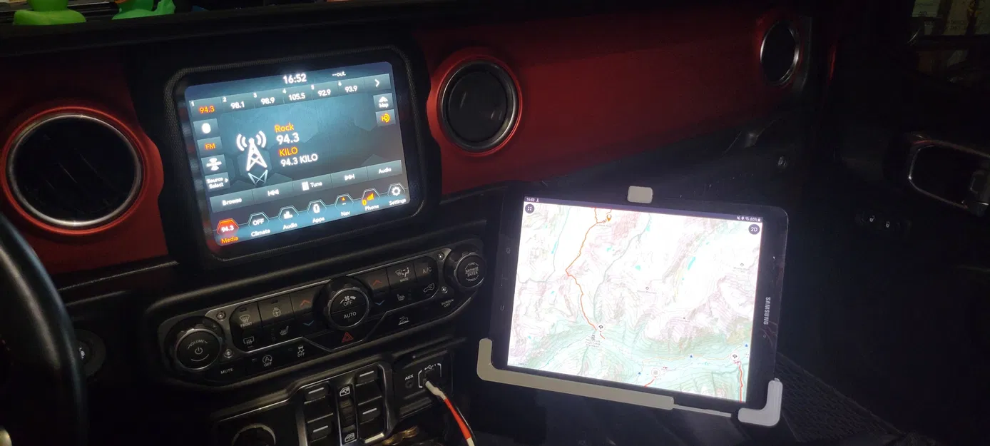 Giá đỡ máy tính bảng Samsung Galaxy Tab S3 - Image 4