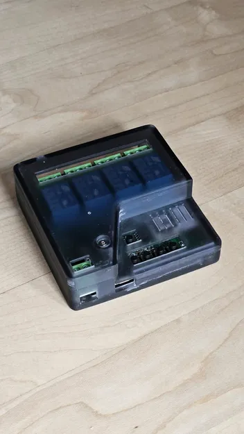 Vỏ Hộp Relay Zigbee Tuya Thông Minh 4 Kênh Newgoal - Image 2