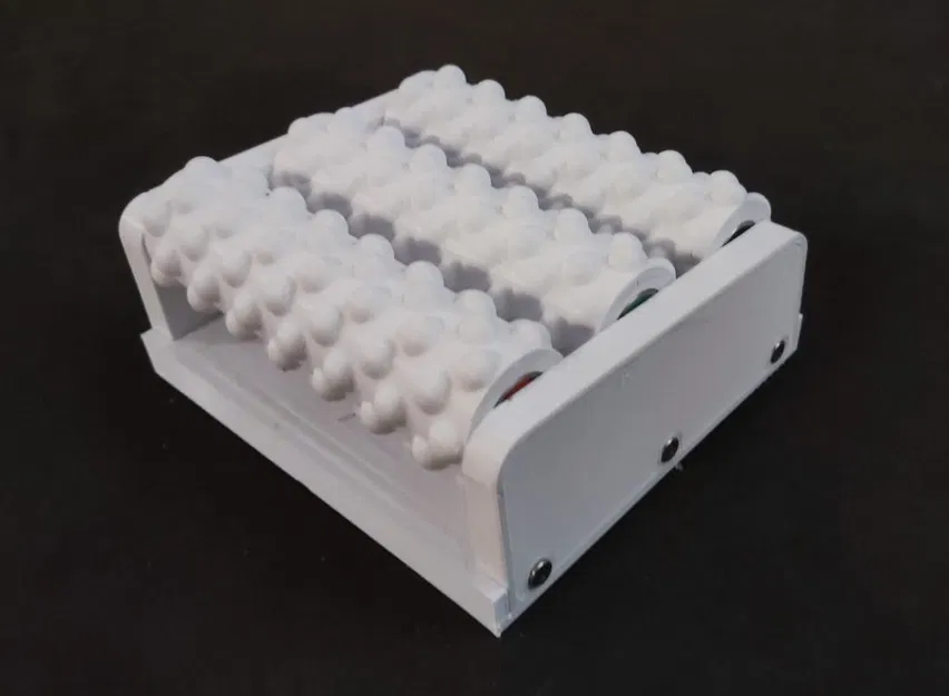 Máy massage chân 3 con lăn - Image 1