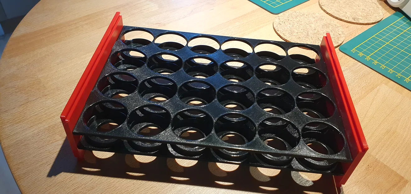 Giá đỡ chai sơn Citadel tùy chỉnh của bạn - Image 2