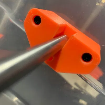 Giá đỡ cuộn chỉ trong hộp chống ẩm - Thanh 8mm - 2 loại