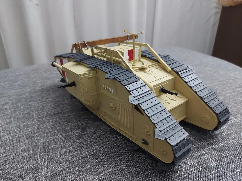 Mô Hình Xe Tăng Mark V Chi Tiết - Image 2
