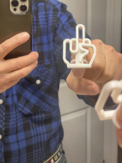 Ngón Tay Chồng Lên Ngón Tay - Image 6