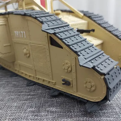 Mô Hình Xe Tăng Mark V Chi Tiết