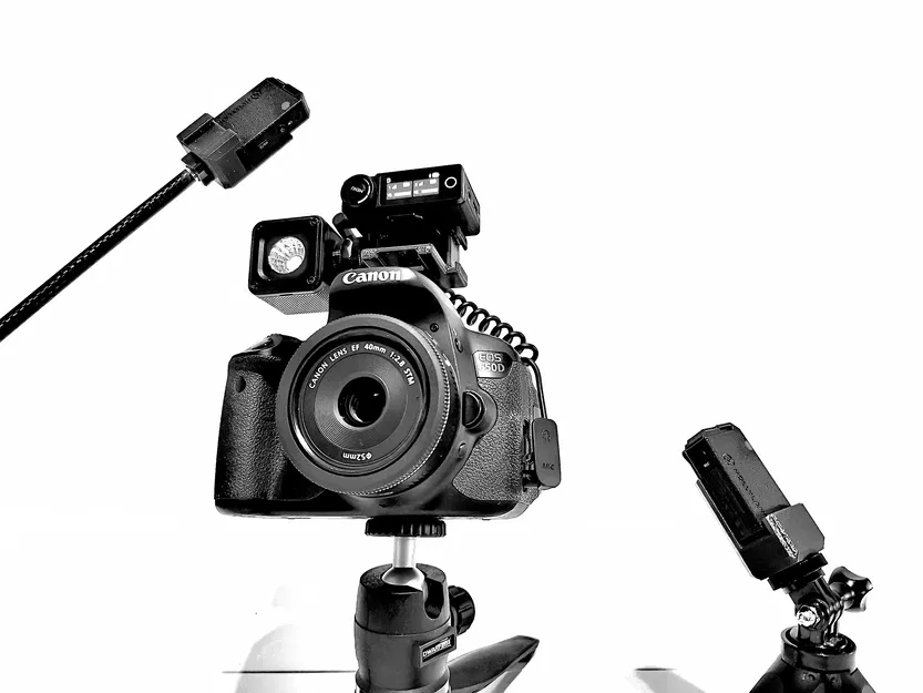 Adapter Gắn Hollyland Lark Max 1/4" và Cold Shoe - Image 5