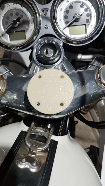 Giá Gắn GPS TomTom Rider 550 Cho Ốc Ghi Đông Thruxton 1200 R - Image 2