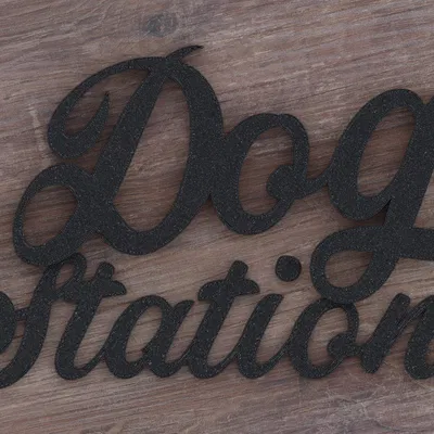 Bảng Hiệu "Dog Station" Treo Tường Để Đồ Cho Chó