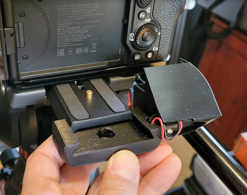 Quạt tản nhiệt USB cho Sony A7IV - Image 2