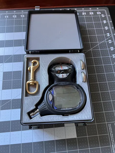 Miếng chèn Hộp máy tính lặn Aqualung i550C - Image 1