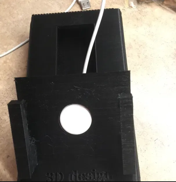 Đế Sạc Đồng Hồ Và Điện Thoại Tiện Lợi - Image 1