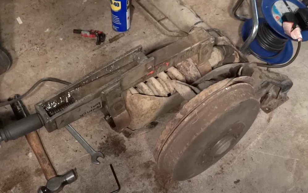 Công cụ Nén Lò Xo Sau Peugeot 305 / Citroen C15 - Image 2