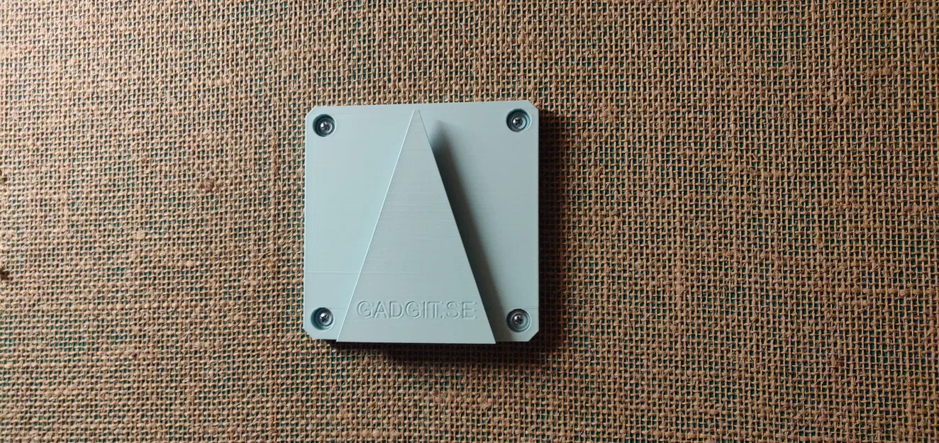 VESA 100 Monitor wall mount - Image 3
