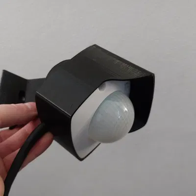 Vỏ che ngoài trời + giá đỡ cột cho cảm biến PIR Hutermann Tondo (45 độ)