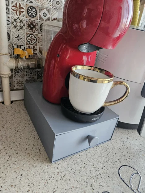 Giá đỡ máy Nescafe Dolce Gusto có khay đựng viên nang - Image 2