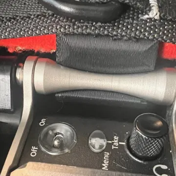 Phụ Kiện Treo Máy Ghi Âm Sound Devices 888 Lên Túi K-Tek Stingray Small X