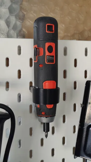 Giá Treo Máy Vít Điện Black&Decker Lên Bảng Skadis - Image 1