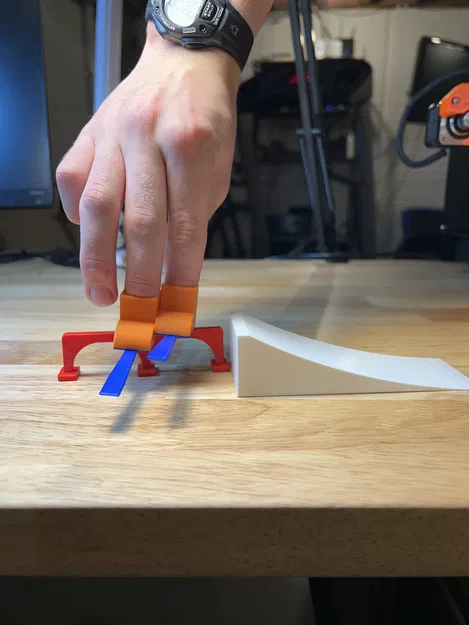 Ván Trượt Ngón Tay Có Tính Năng Đặc Biệt - Image 1