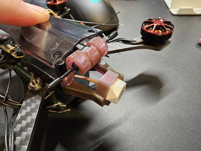 Giá gắn Micro Axii hex mount Tiny Trainer HD - Image 1