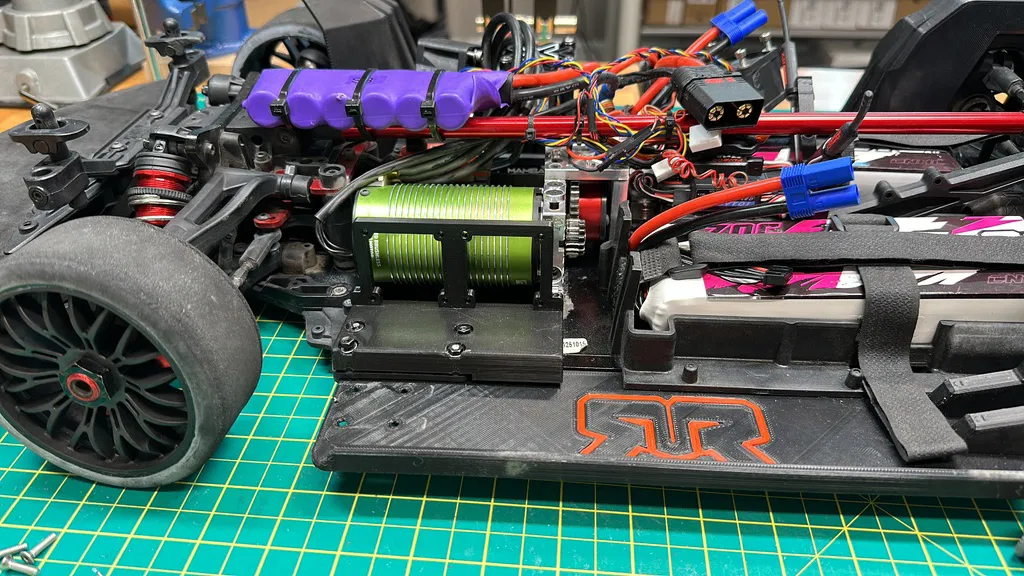 Đế Quạt 40mm Arrma Infraction Có Chỗ Giấu Airtag - Image 1