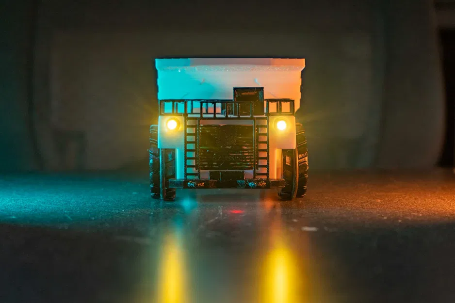 V2.0 Xe ben RC in 3D - Image 6