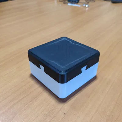 Hộp Đuôi Tinh Không Thể